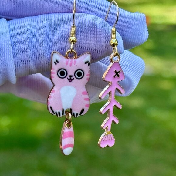 Mix and Match Made to order Cat Earrings Fish Bone Earrings - Picture 5 of 6